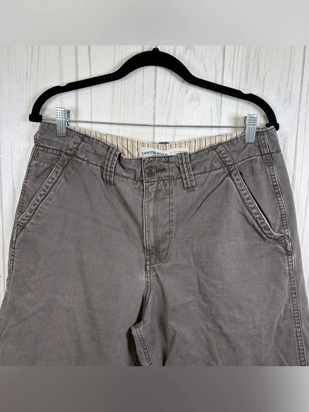 CANYON RIVER BLUES Men’s 32 Cargo Fit Shorts in Washed Brown